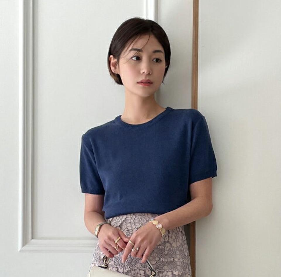 クロップド半袖ニット・全8色・t00222 レディース 【tops】トップス ニット 半袖 クロップド丈 単色 無地 シンプル ベーシック カジュアル 大人 短丈 パステル くすみ 春 秋 韓国ファッション ハイホリHIHOLLI