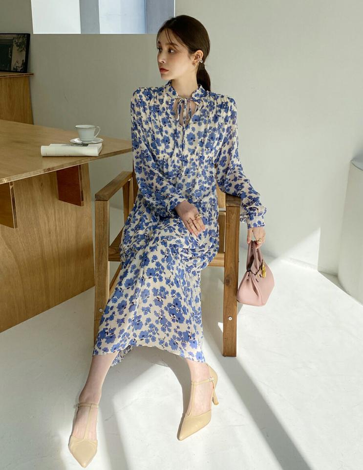 フラワーストラップワンピース・全4色・t00236 レディース 【ops】ワンピース ロングワンピース 長袖 花柄 スリットネック バンドカラー 襟コン フェミニン フレア かわいい カラーアイテム 春 秋 韓国ファッション ハイホリHIHOLLI