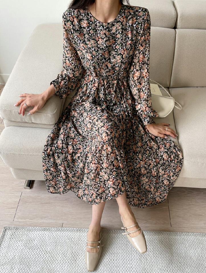 ストラップ付花柄ティアードワンピース・全2色・b00243 レディース 【ops】韓国ファッション ワンピース ロング ロングワンピース 長袖 ラウンドネック ストラップ付 花柄 フラワー ティアード ロング丈 シンプル フェミニン 春 秋 冬