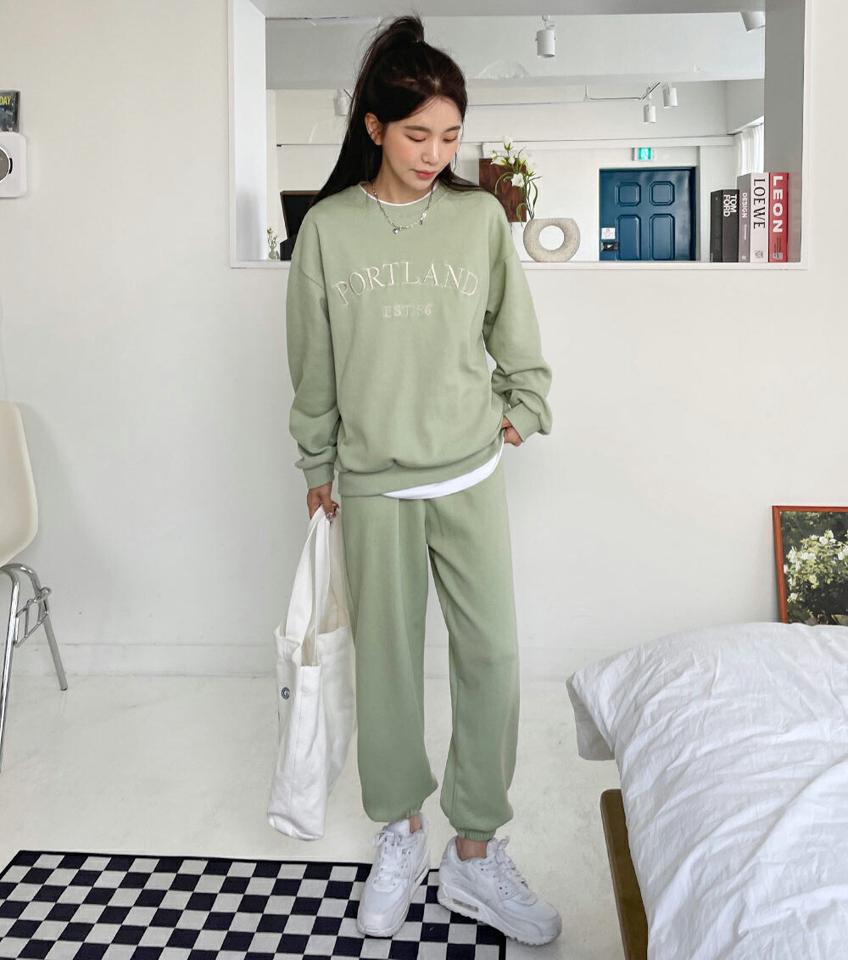 PORTLANDレタリングスウェット&ジョガーパンツSET・全4色・b00260 レディース 【pt】韓国ファッション ボトムス ロング ロングパンツ スラックス スウェット セットアップ 長袖 ラウンドネック レタリング シンプル 体型カバー カジュアル 春 秋 冬