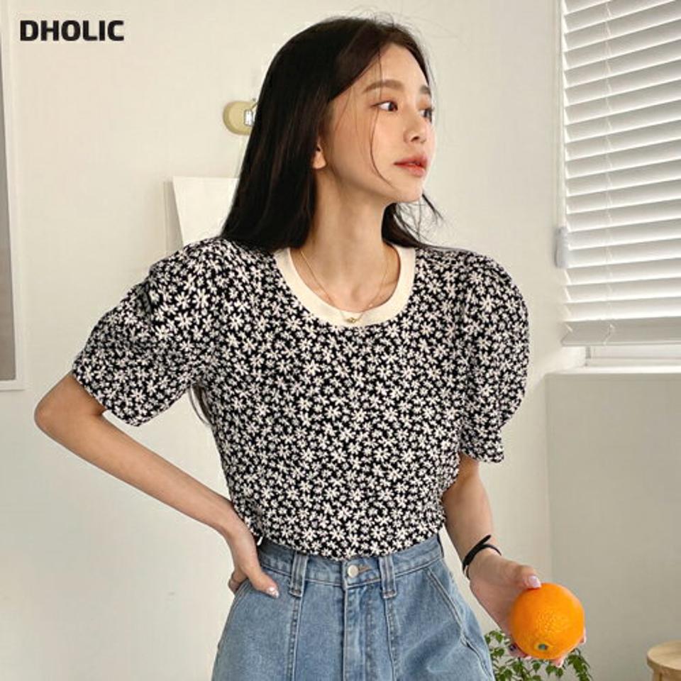 小花柄パフ半袖Tシャツ・全4色・t00253 レディース 【tops】韓国ファッション トップス Tシャツ 大人 半袖 ラウンドネック 小花柄 花柄 フローラル フラワー パフ クロップド丈 シンプル フェミニン カジュアル デイリー 春 夏 秋 冬