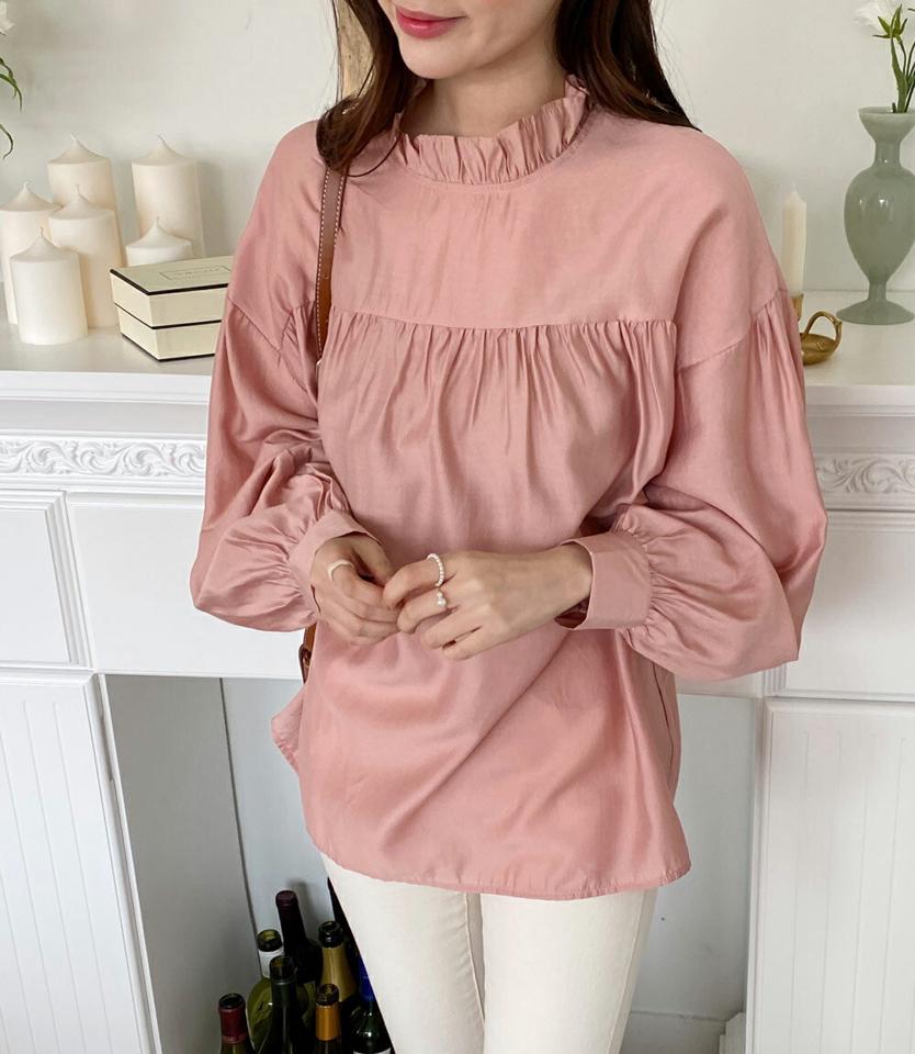 フリルネックギャザーブラウス・全3色・b00249 レディース 【bl】韓国ファッション トップス ブラウス 長袖 フリルネック ギャザー 光沢 無地 シンプル かわいい カジュアル フェミニン ピンク ガーリー 春 秋 冬
