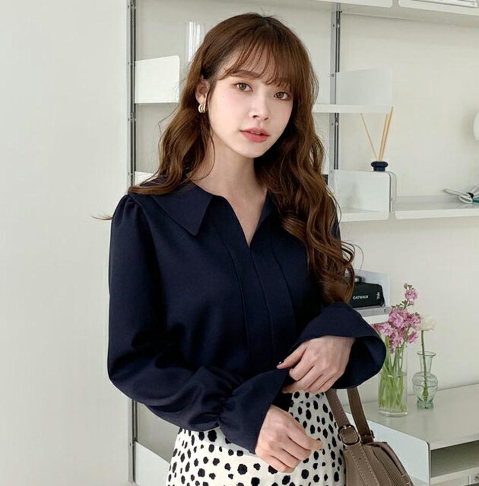 【タイム特価】≪人気商品再入荷≫カラースリットネックブラウス・全3色・e71797 レディース 【bl】ブラウス トップス 長袖 Vネック 単色 無地 襟コン 鎖骨 デコルテ ギャザー パステル 春 秋 オフィスカジュアル 学校行事 韓国ファッション ハイホリHIHOLLI【TS】セール