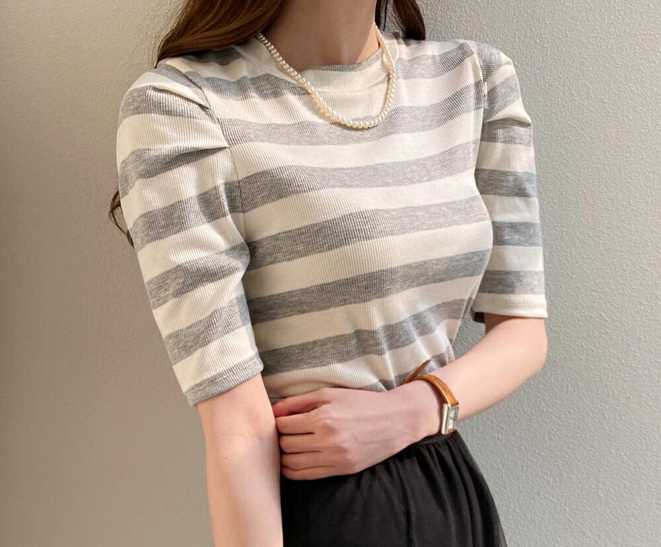 ボーダーパフ半袖Tシャツ・全3色・b71855 レディース 【tops】 トップス 半袖 Tシャツ ボーダー 柄 パフスリーブ パフ袖 スリム カジュアル かわいい 可愛い 太ボーダー ブラック グレー フェミニン ガーリー 韓国ファッション ハイホリHIHOLLI