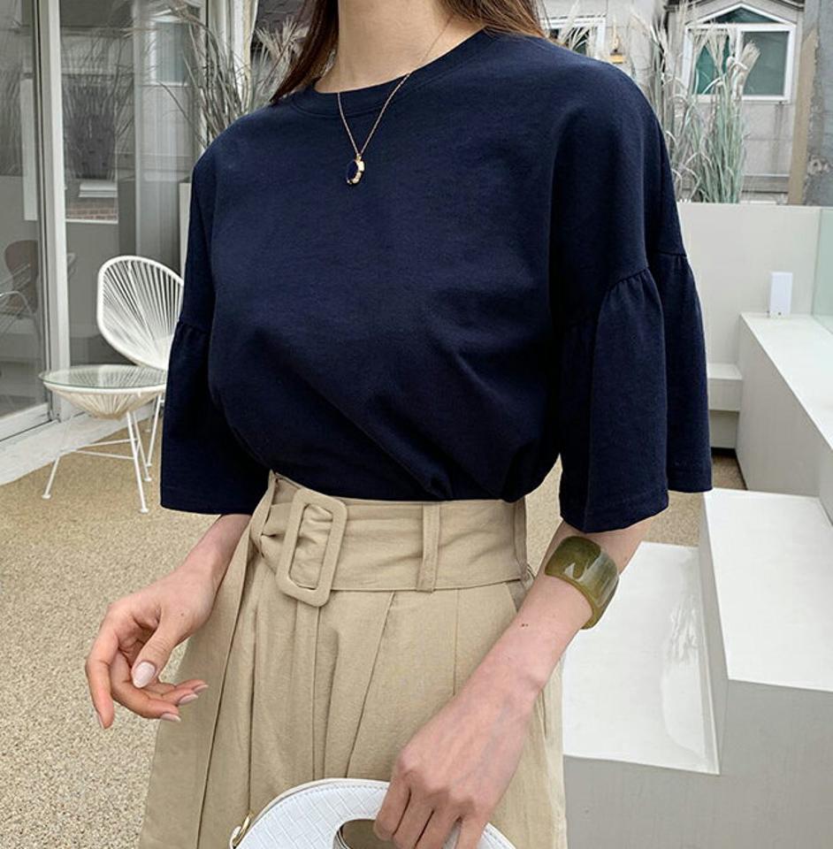 ≪人気商品再入荷≫フレアスリーブTシャツ・全4色・e71670 レディース 【tops】韓国ファッション トップス Tシャツ 大人 半袖 ラウンドネック フレアスリーブ ギャザー 無地 シンプル フェミニン カジュアル 二の腕カバー 春 夏 秋 冬