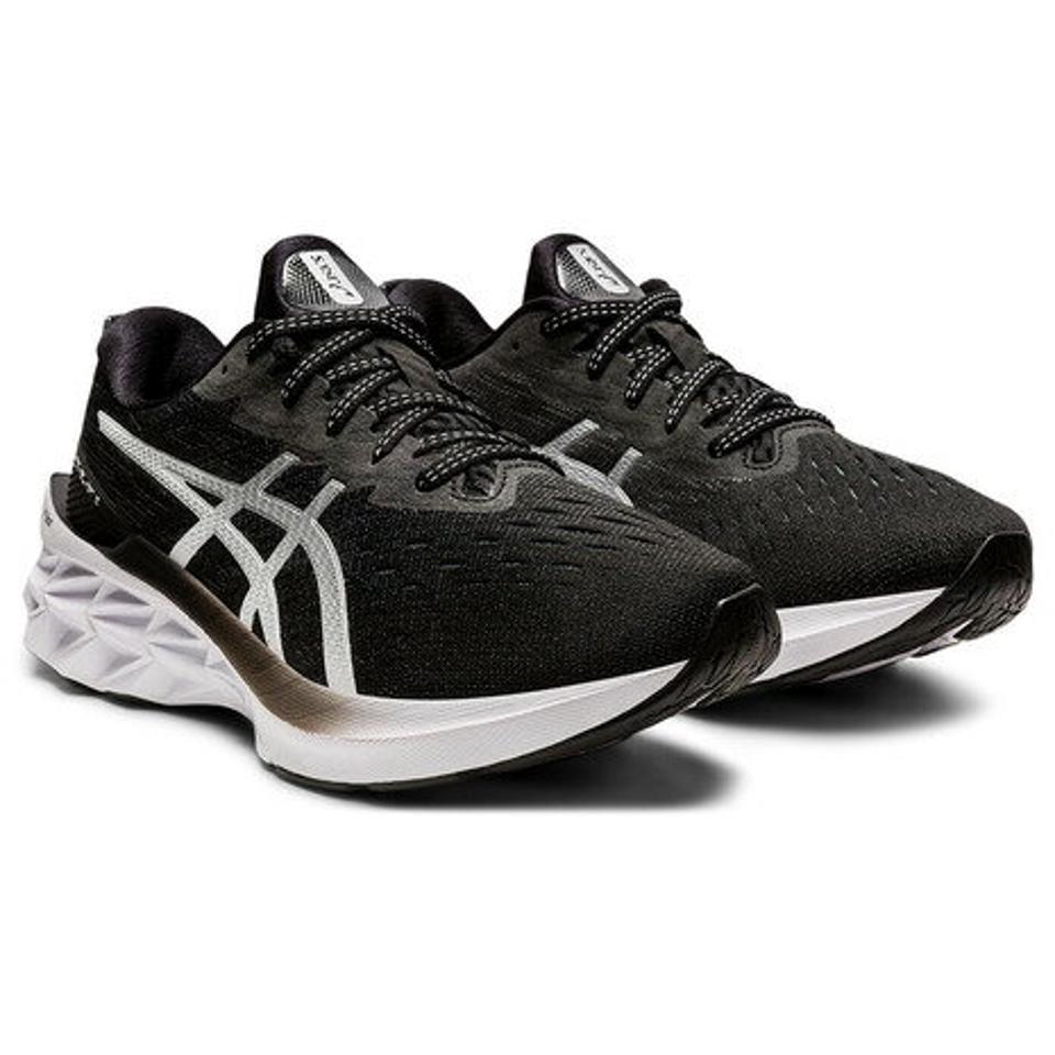 アシックス（ASICS）（レディース）ランニングシューズ ヴァブラスト 2 ブラック 1012B049.001 スニーカー トレーニング ジョギング 駅伝 部活 マラソン