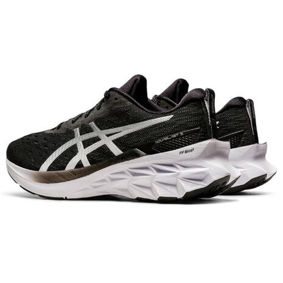 アシックス（ASICS）（レディース）ランニングシューズ ヴァブラスト 2 ブラック 1012B049.001 スニーカー トレーニング ジョギング 駅伝 部活 マラソン