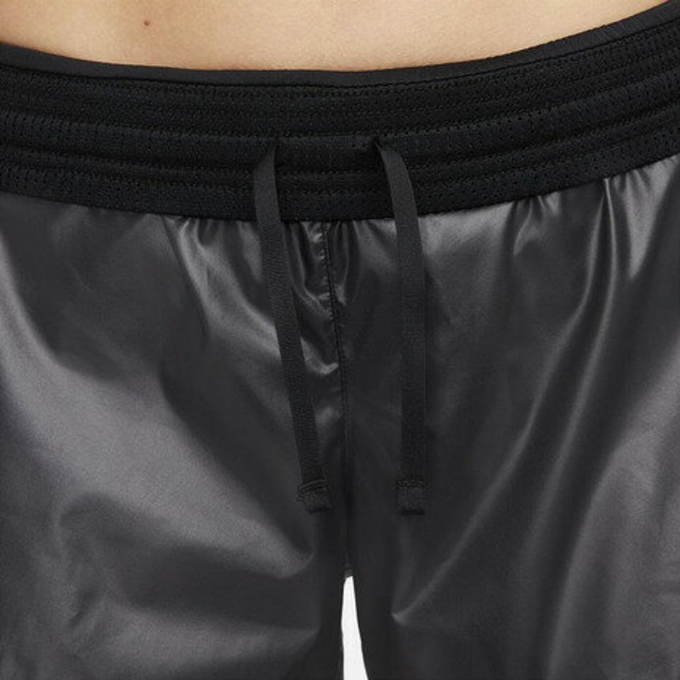 ナイキ（NIKE） Dri-FIT スウッシュ ラン ショートパンツ DD6832-010 （レディース）