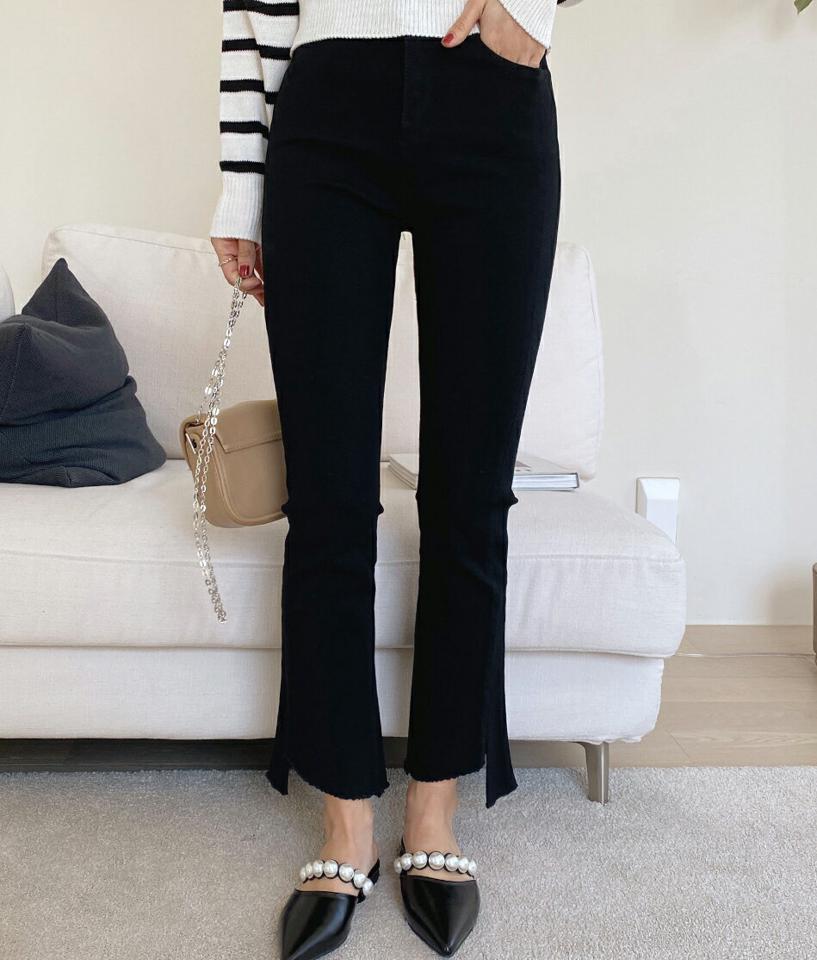 フリンジスリットフレアパンツ・全2色・b66788 レディース 【pt】韓国ファッション ボトムス ロング ロングパンツ フリンジ スリット フレアパンツ ベルトループ タイト スリム 無地 シンプル フェミニン カジュアル y2k 春 秋 冬