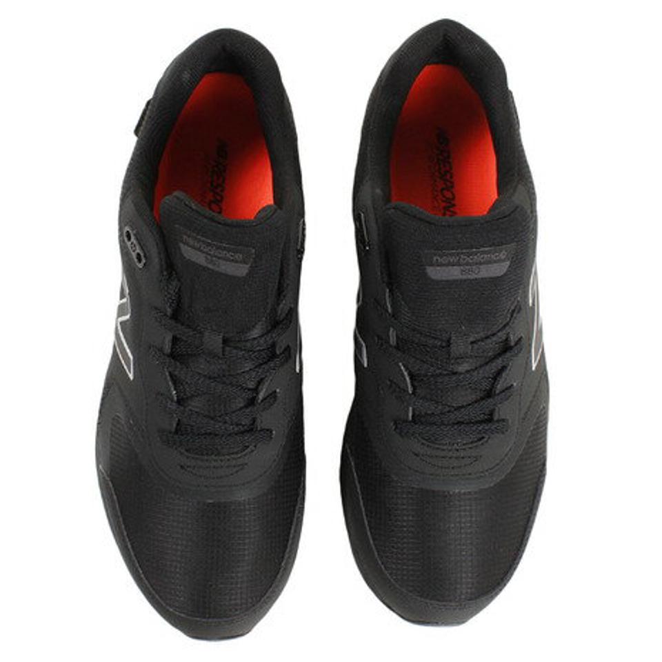 【20%OFFクーポン有 3/31迄】ニューバランス（new balance） 防水 スニーカー ウォーキングシューズ MW880 GB44E カジュアルシューズ 黒 ブラック （メンズ）