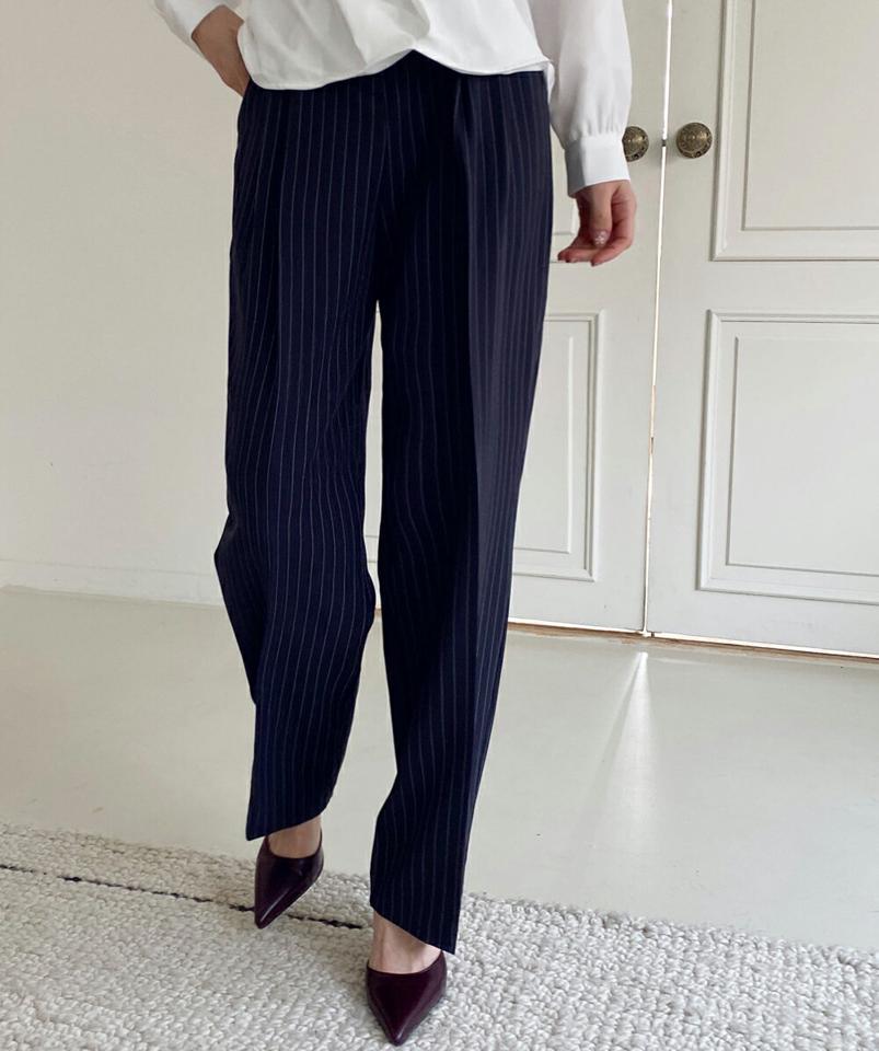ピンストライプストレートスラックス・全2色・t71909 レディース 【pt】スラックス パンツ ロング 丈 ストレート ストライプ 柄 模様 春 夏 秋 冬 オフィスカジュアル ハイウエスト 脚長 ゆったり カジュアル きれいめ 韓国ファッション ハイホリHIHOLLI