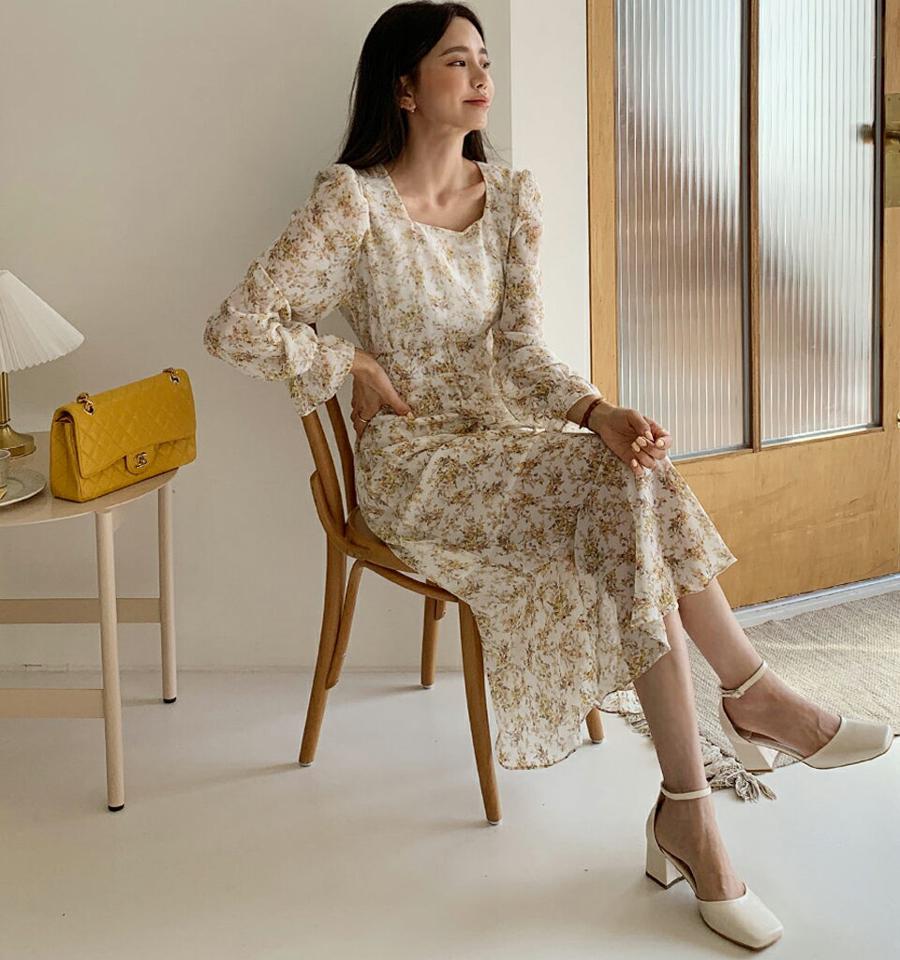 スクエア花柄ストリングワンピース・全2色・b00290 レディース 【ops】韓国ファッション ワンピース ロング ロングワンピース 長袖 スクエアネック 花柄 フローラル フラワー ストリング ロング丈 シンプル フェミニン 春 秋