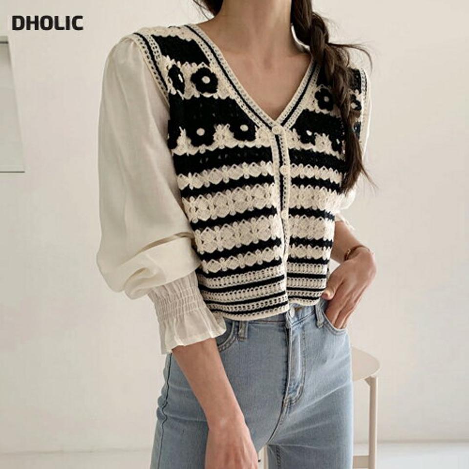 花柄スリーブコントラストニット・全3色・b00305 レディース 【tops】韓国ファッション トップス ニット 大人 長袖 Vネック 花柄 フローラル フラワー クロップド丈 コントラスト かわいい シンプル フェミニン カジュアル 春 秋