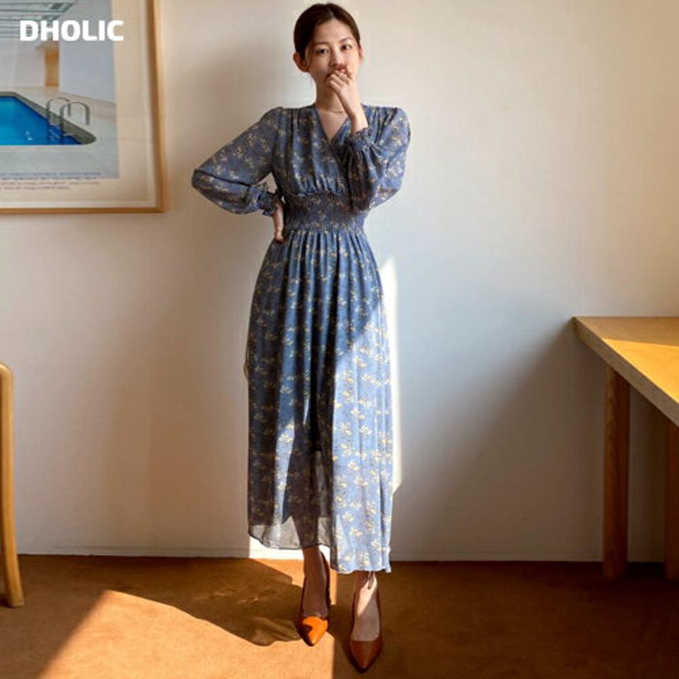 フローラルシャーリングワンピース・全3色・t66381 レディース 【ops】ワンピース ロング丈 長袖 花柄 総柄 Vネック デコルテ 春 秋 シフォン ウエストマーク パフスリーブ フェミニン きれいめ 上品 青 韓国ファッション
