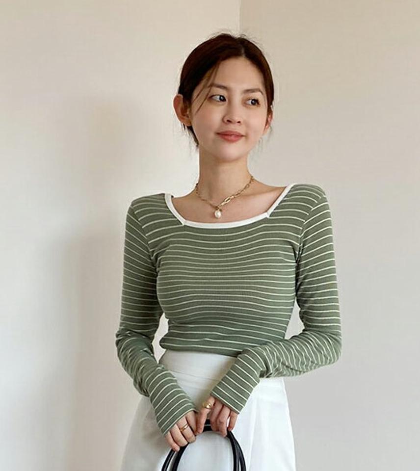 【今だけこの価格】2WAYネックボーダーTシャツ・全4色・t66372 レディース 【tops】トップス 長袖 ボーダー 柄 模様 2WAY 春 秋 冬 Vネック スクエアネック 鎖骨 デコルテ見せ 肌見せ 背中見せ 前後着用 クロップド丈 リブ カジュアル 韓国ファッション セール