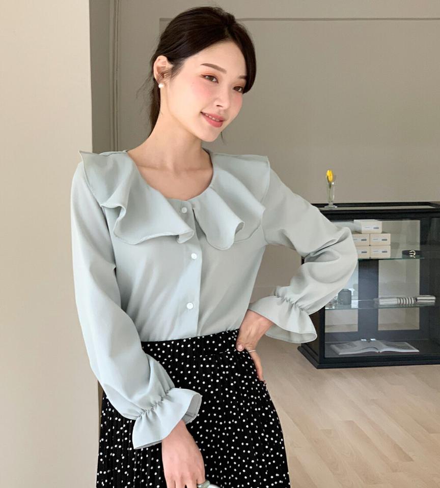 ラッフルカラーブラウス・全4色・t71771 レディース 【bl】ブラウス トップス 長袖 襟 襟コン 単色 無地 ラッフル カラー ボタン パフ袖 パフスリーブ 春 秋 パステル くすみ 可愛い かわいい ガーリー フェミニン 韓国ファッション ハイホリHIHOLLI