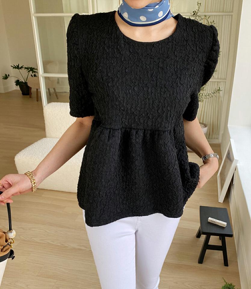 【10%OFF】リンクルペプラムパフブラウス・全2色・t71772 レディース 【bl】ブラウス トップス 半袖 ペプラム パフスリーブ リンクル ギャザー 単色 春 夏 秋 かわいい 可愛い ガーリー 上品 パステル エンボス お腹カバー 韓国ファッション ハイホリHIHOLLI【HS】セール