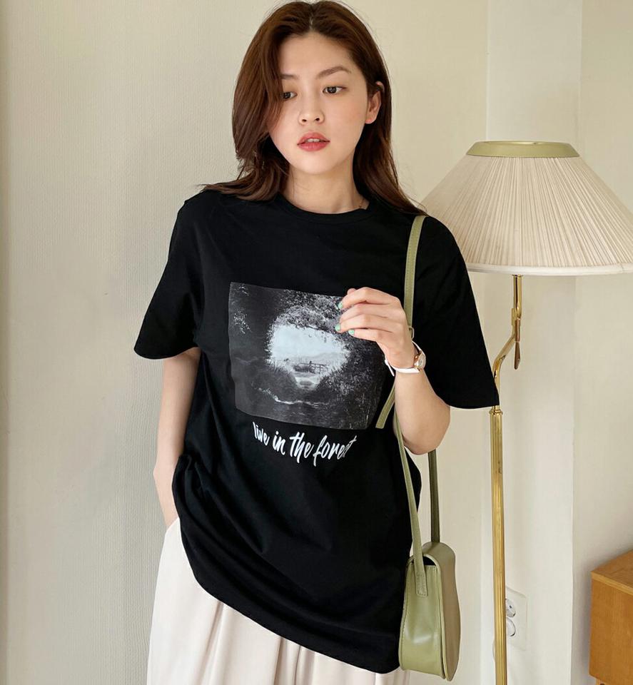 ラウンドフォトプリントTシャツ・全3色・b00492 レディース 【tops】韓国ファッション トップス Tシャツ 大人 半袖 ラウンドネック レタリング 英字 ロゴ フォトプリント ルーズ シンプル フェミニン カジュアル デイリー 夏 春 秋