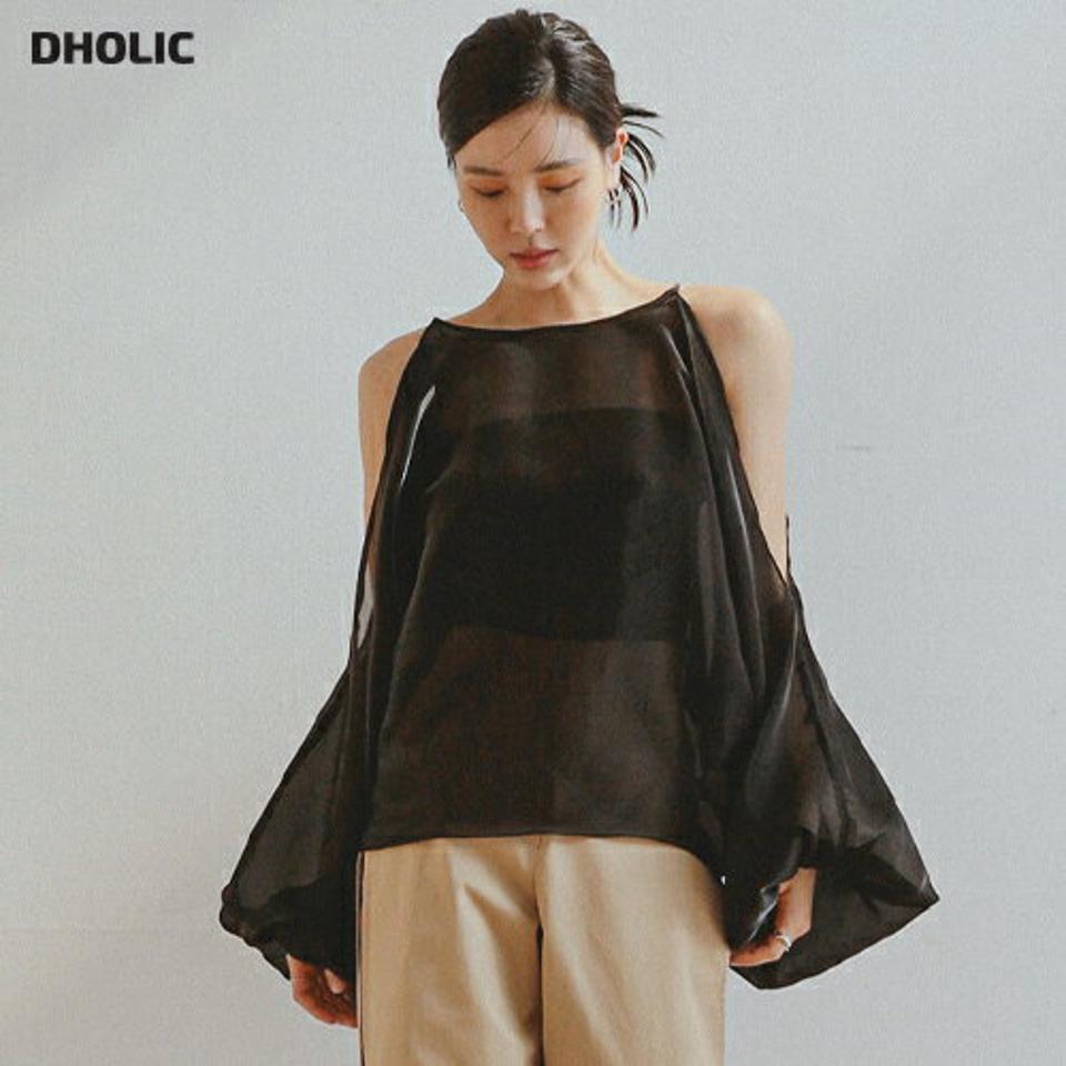 チェーン付シアーオープンショルダーブラウス・全2色・a00224 レディース 【bl】ブラウス 長袖 トップス 単色 無地 シアー 透け感 オープンショルダー 肩出し パステル 春 夏 セクシー フェミニン 大人っぽ 韓国ファッション ハイホリHIHOLLI