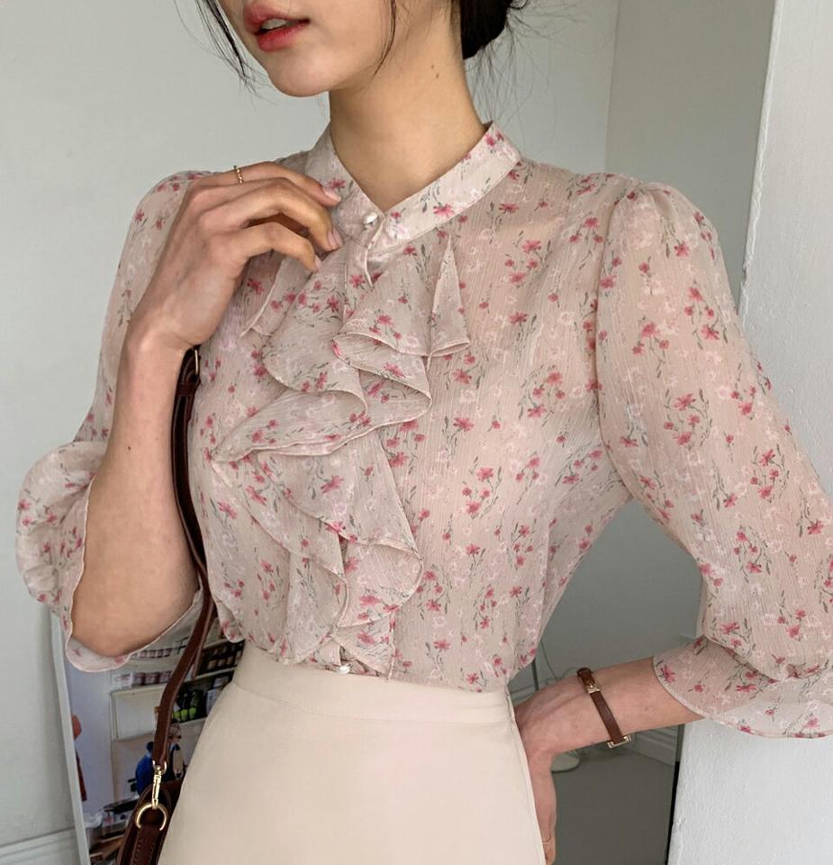 花柄フリルネックシアーブラウス・全3色・t66872 レディース 【bl】韓国ファッション トップス ブラウス 7分袖 7分丈 フリルネック シアー 花柄 フラワー フローラル シンプル かわいい 可愛い カジュアル フェミニン 春 秋