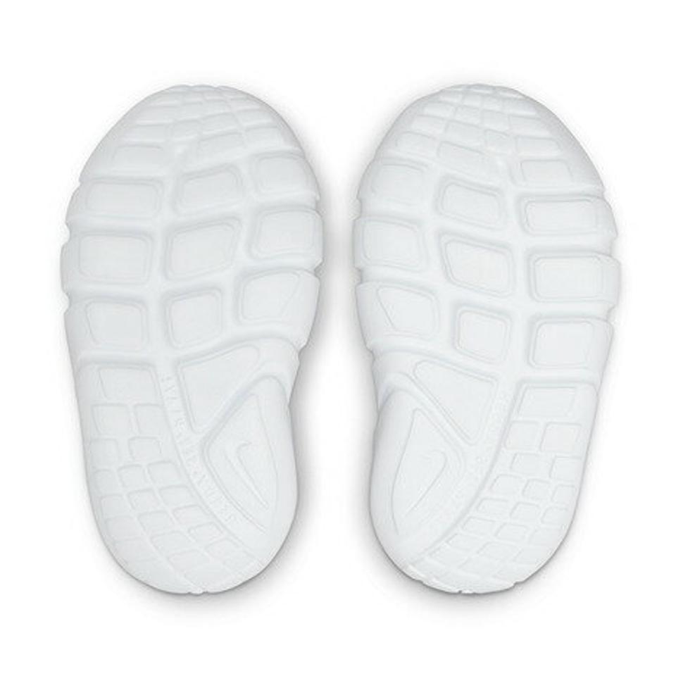 ナイキ（NIKE）（キッズ）ジュニアスニーカー フレックス ランナー 2 TDV ブラック ホワイト DJ6039-002 ベビー 紐なし 子供靴 ファースト スポーツシューズ