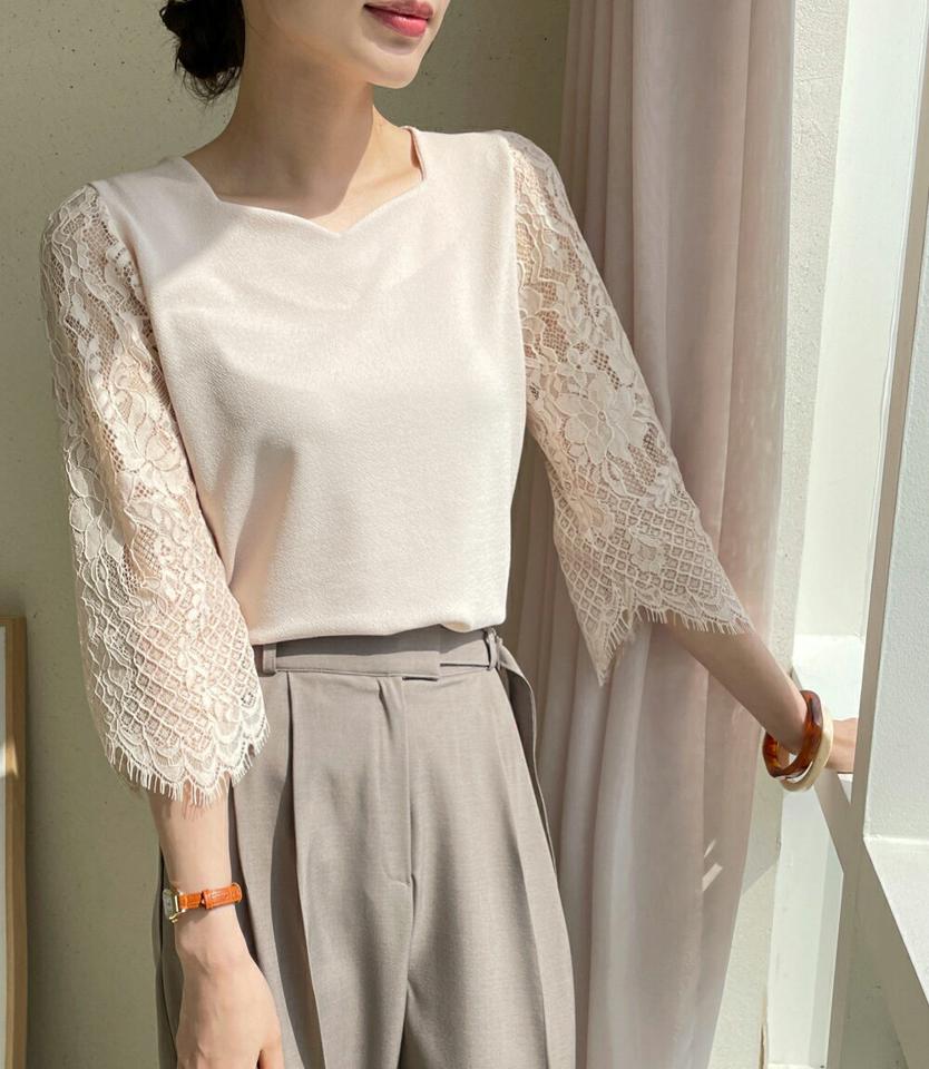 レーススリーブブラウス・全3色・t71946 レディース 【bl】ブラウス トップス 七分丈 異素材 レース 柄 模様 スカラップ ハートネック デコルテ 単色 オフィスカジュアル パステル 春 夏 秋 フェミニン きれいめ 韓国ファッション ハイホリHIHOLLI