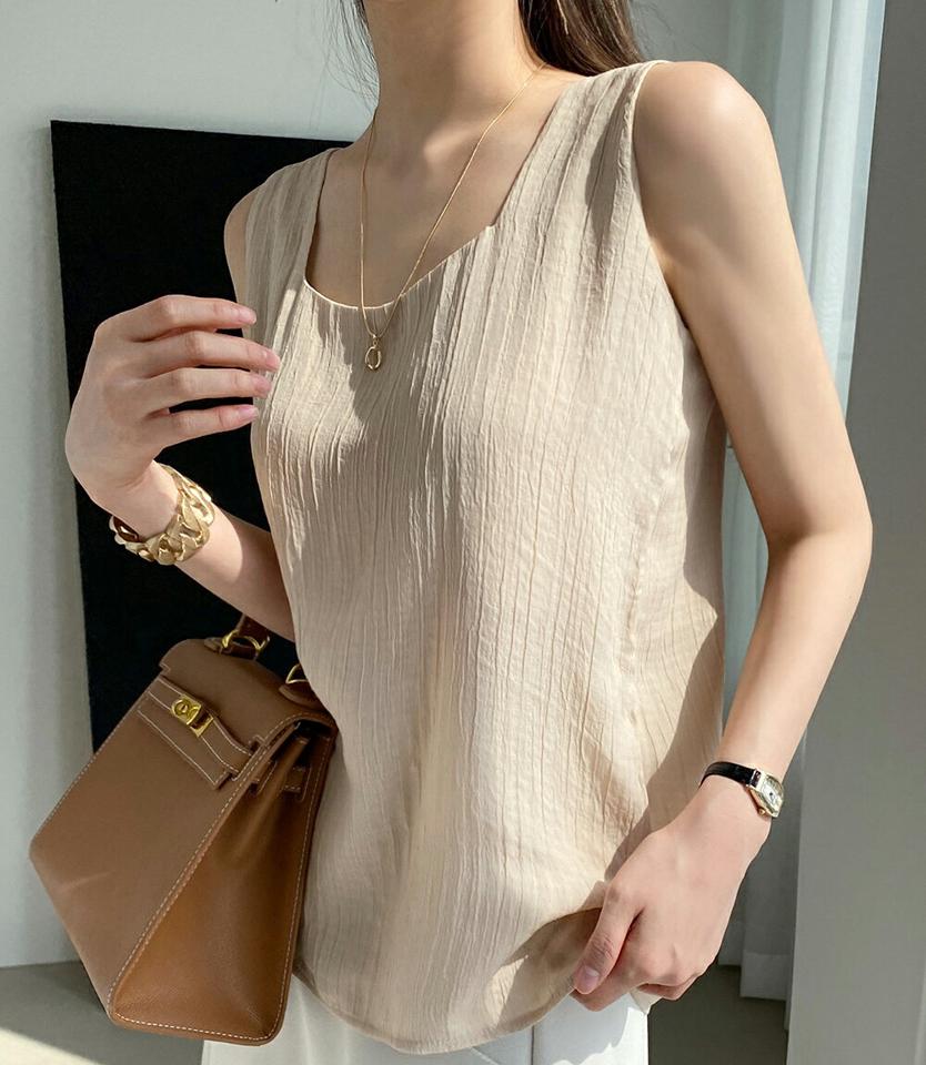 リンクルスクエアネックノースリーブ・全3色・t71973 レディース 【tops】トップス スリーブレス ノースリーブ 単色 リンクル 模様 パステル 鎖骨 デコルテ見せ 春 夏 カジュアル フェミニン 大人っぽ 韓国ファッション ハイホリHIHOLLI