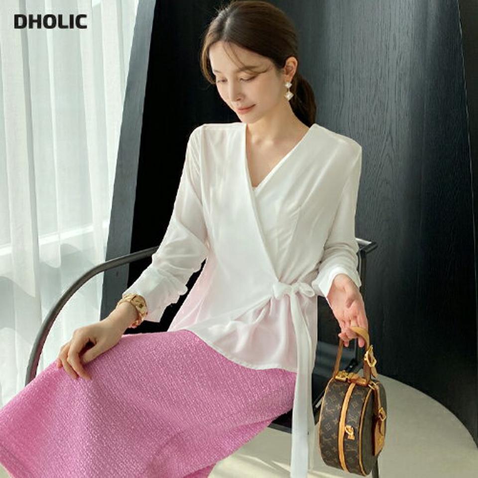 リボンラップダーツブラウス・全3色・t71932 レディース 【bl】ブラウス 長袖 トップス 単色 無地 シンプル ラップ りぼん ダーツ 春 秋 フェミニン Vネック 鎖骨 デコルテ 上品 オフィスカジュアル タック スリム 韓国ファッション ハイホリHIHOLLI