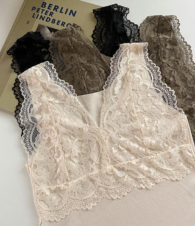 Vネックレースニットノースリーブ・全3色・b71796 レディース 【tops】ノースリーブ ニット スリーブレス Vネック 鎖骨 デコルテ見せ レース 柄 模様 春 夏 秋 単色 フェミニン 大人っぽ 伸縮 楽ちん かわいい 可愛い 韓国ファッション ハイホリHIHOLLI