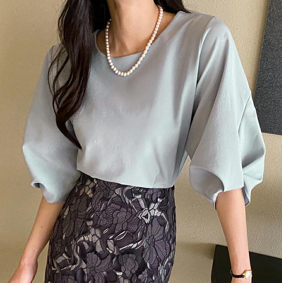 ツイストパフスリーブブラウス・全7色・b71806 レディース 【bl】ブラウス トップス 七分丈 単色 無地 シンプル パフスリーブ オフィスカジュアル パステル 春 夏 上品 きれいめ 大人 二の腕カバー ブルべ サマー 韓国ファッション ハイホリHIHOLLI