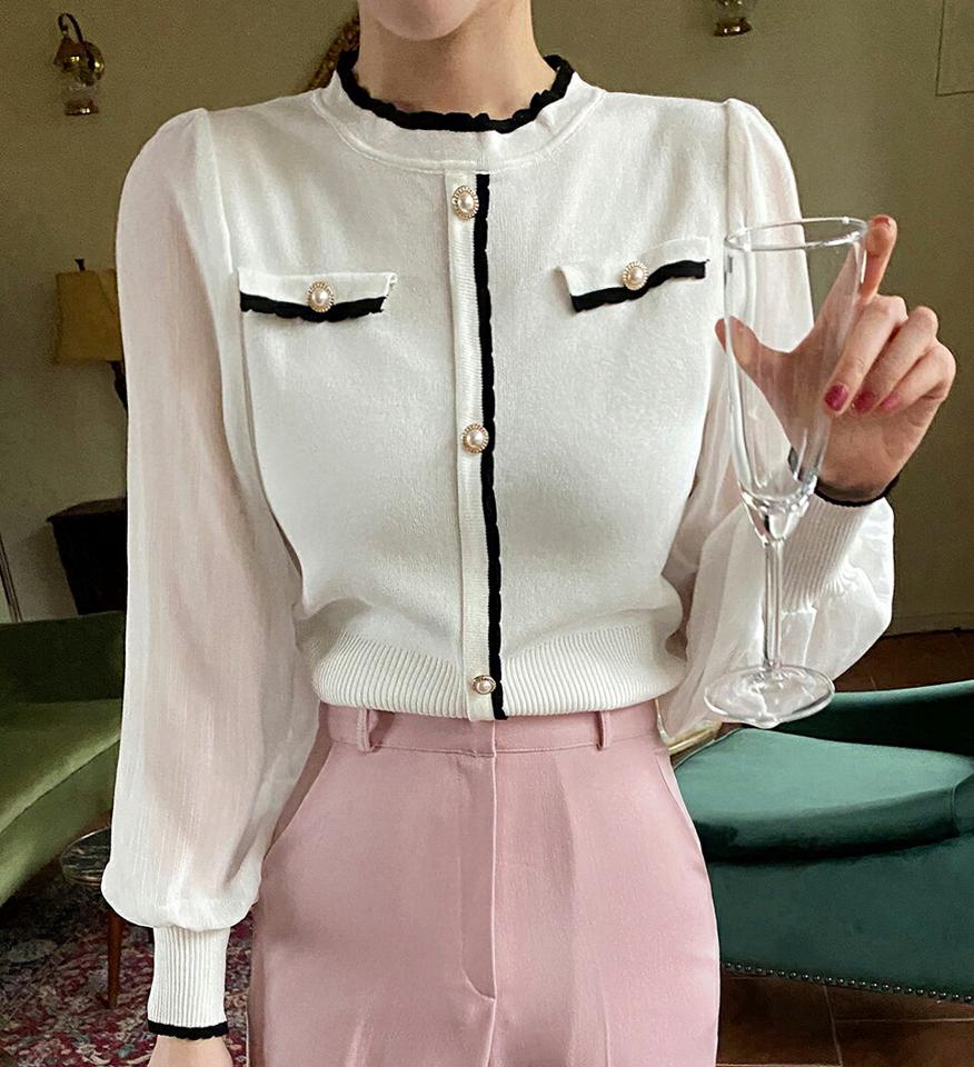 配色パール調ボタンシアースリーブニット・全2色・b00510 レディース 【tops】韓国ファッション トップス ニット 大人 長袖 ラウンドネック 配色 パール調ボタン シアースリーブ クロップド丈 シンプル フェミニン カジュアル 春 秋