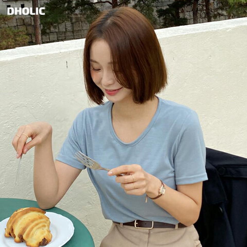 VネックTシャツ・全4色・t00502 レディース 【tops】韓国ファッション トップス Tシャツ 大人 半袖 Vネック 伸縮性 無地 ベーシック シンプル レーヨン混 フェミニン カジュアル デイリー 夏 春 秋