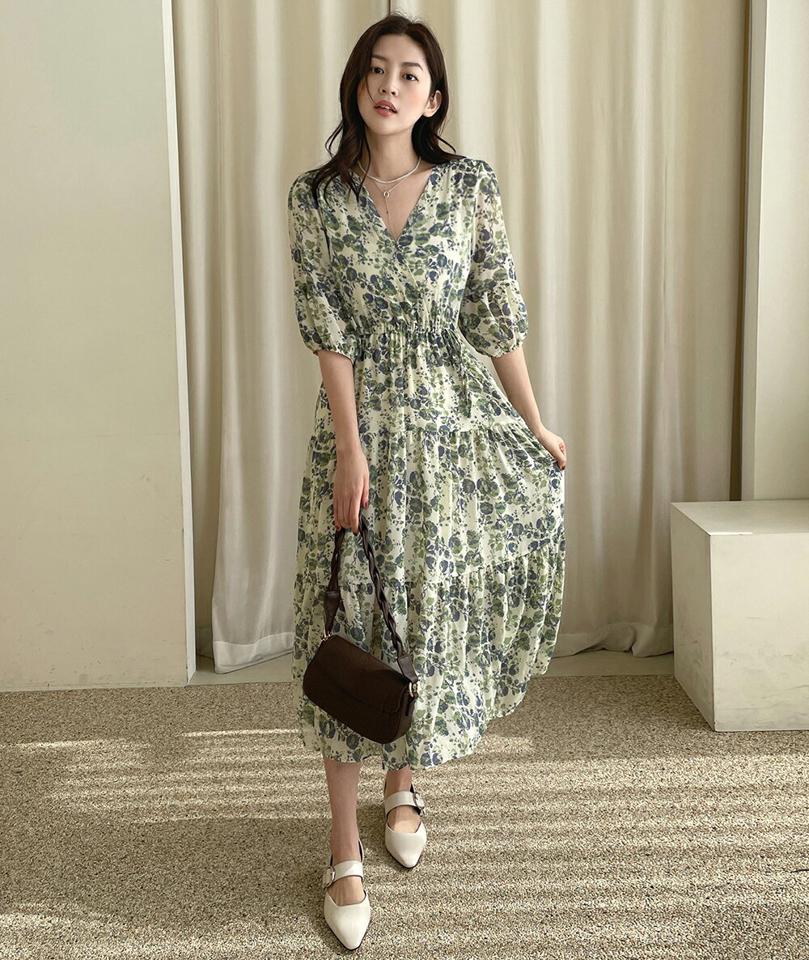 フラワーカシュクールワンピース・全2色・b66426 レディース 【ops】ワンピース ロング 丈 半袖 花柄 模様 総柄 Vネック 春 夏 鎖骨 デコルテ見せ カシュクール きれいめ フェミニン 大人 緑 上品 パフスリーブ 人気 韓国ファッション
