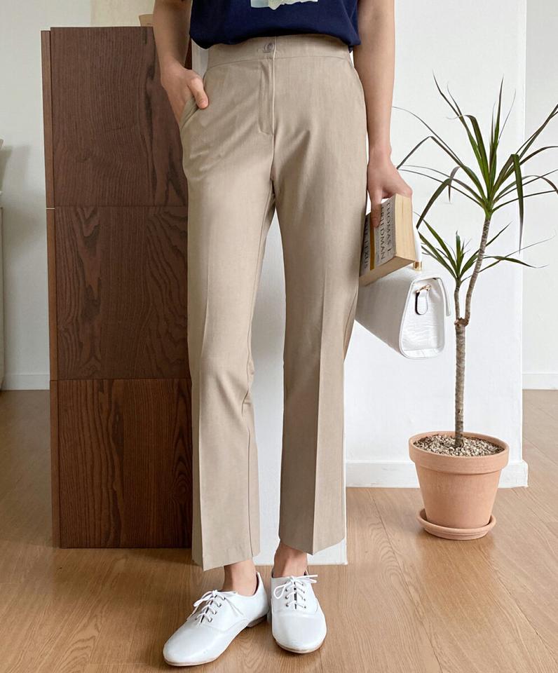 スリムスラックス・全3色・b66870 レディース 【pt】 韓国ファッション ボトムス パンツ ロング ロングパンツ スラックス スリム ストレート 無地 ハイウエスト オフィス オフィスカジュアル キャリア フルレングス 大人 カジュアル 春 秋