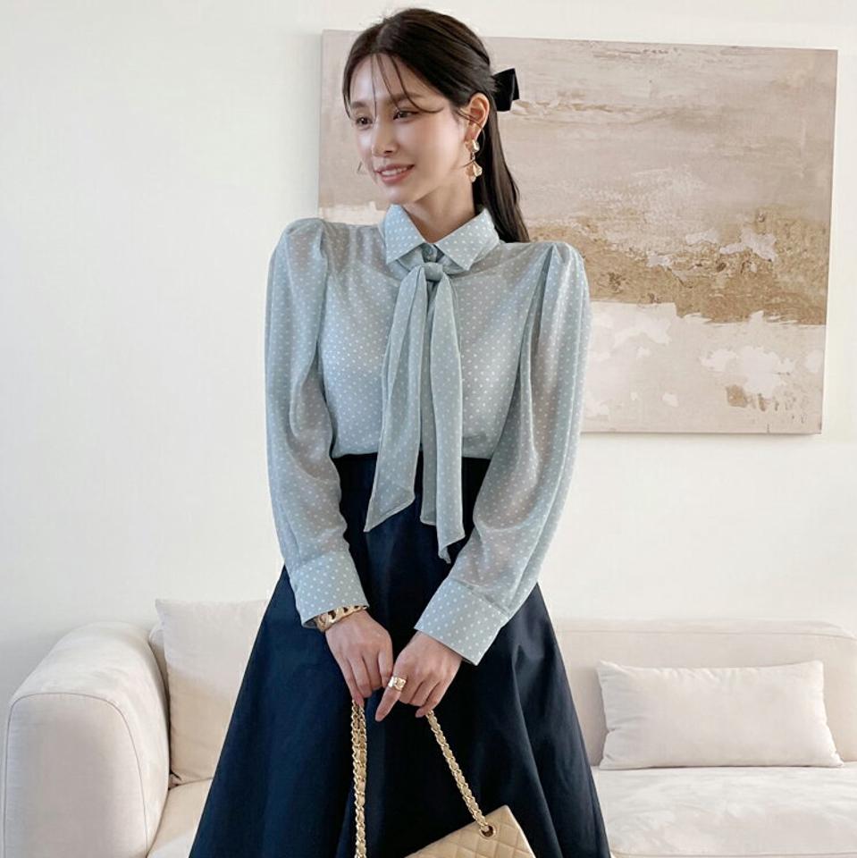 ネックストラップ付ドットシースルーブラウス・全2色・b72047 レディース 【bl】トップス ブラウス 長袖 ドット柄 透け感 シアー シースルー ボウタイ りぼん 襟コン パステル 水色 春 秋 韓国ファッション ハイホリHIHOLLI