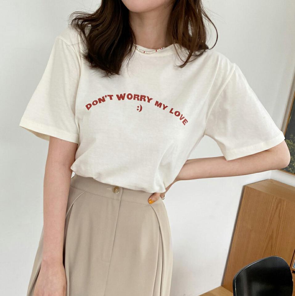 カーブレタリング半袖Tシャツ・全3色・t66441 レディース 【tops】韓国ファッション トップス Tシャツ 大人 半袖 ラウンドネック レタリング 英字 ロゴ かわいい 可愛い シンプル フェミニン カジュアル デイリー 夏 春 秋