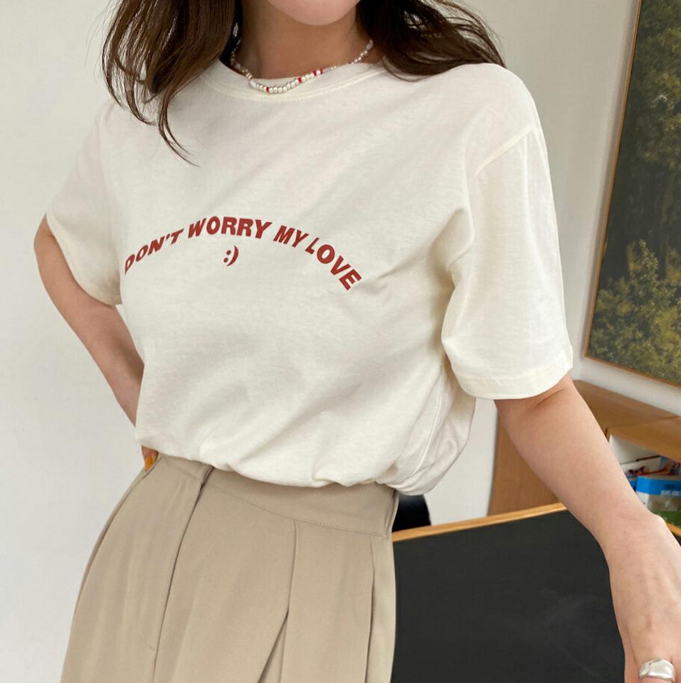 カーブレタリング半袖Tシャツ・全3色・t66441 レディース 【tops】韓国ファッション トップス Tシャツ 大人 半袖 ラウンドネック レタリング 英字 ロゴ かわいい 可愛い シンプル フェミニン カジュアル デイリー 夏 春 秋