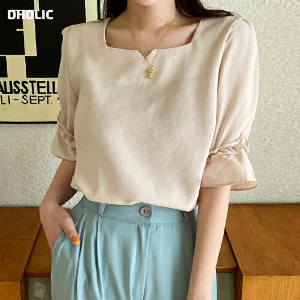 フリルスクエアブラウス・全4色・66444 レディース 【bl】韓国ファッション トップス ブラウス 半袖 スクエアネック フリル かわいい 可愛い 無地 シンプル デコルテ美人 カジュアル フェミニン デイリー 夏 春 秋