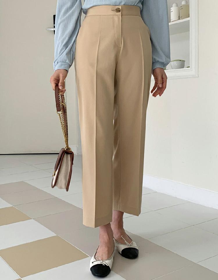 スリムボタンスラックス・全3色・t00569 レディース 【pt】韓国ファッション ボトムス ロング ロングパンツ スラックスパンツ スラックス スリム ボタン ストレート 無地 ベーシック シンプル 体型カバー フェミニン カジュアル 春 秋