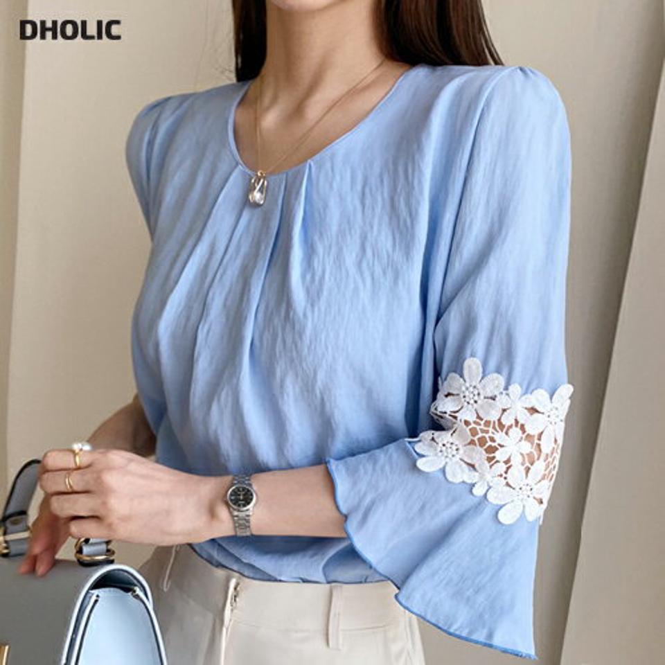 7分レーススリーブブラウス・全3色・t71845 レディース 【bl】トップス ブラウス 7分袖 ラウンドネック 花柄レース レーススリーブ タック 透け感 シンプル カジュアル フェミニン 夏 春 秋 韓国ファッション ハイホリHIHOLLI