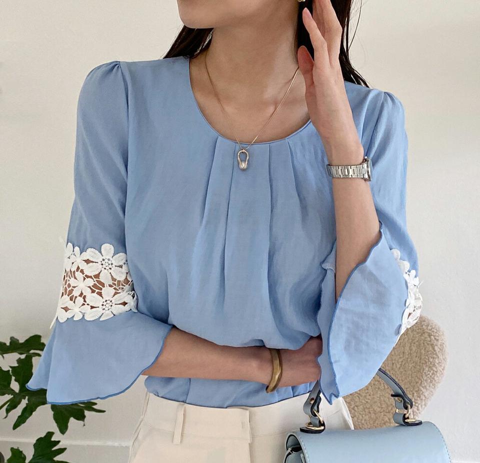 7分レーススリーブブラウス・全3色・t71845 レディース 【bl】トップス ブラウス 7分袖 ラウンドネック 花柄レース レーススリーブ タック 透け感 シンプル カジュアル フェミニン 夏 春 秋 韓国ファッション ハイホリHIHOLLI
