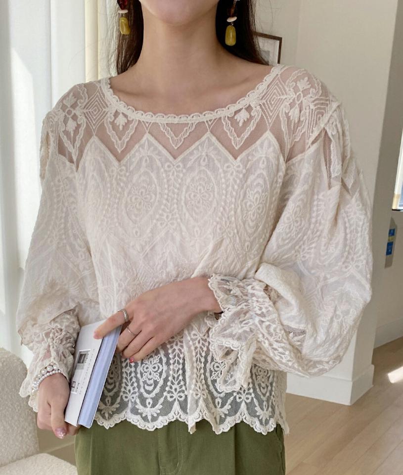 レースシースルーブラウス・全2色・b71843 レディース 【bl】トップス ブラウス 長袖 ラウンドネック レース シースルー ジグザグ パフスリーブ クロップド丈 シンプル カジュアル フェミニン 春 秋 韓国ファッション ハイホリHIHOLLI
