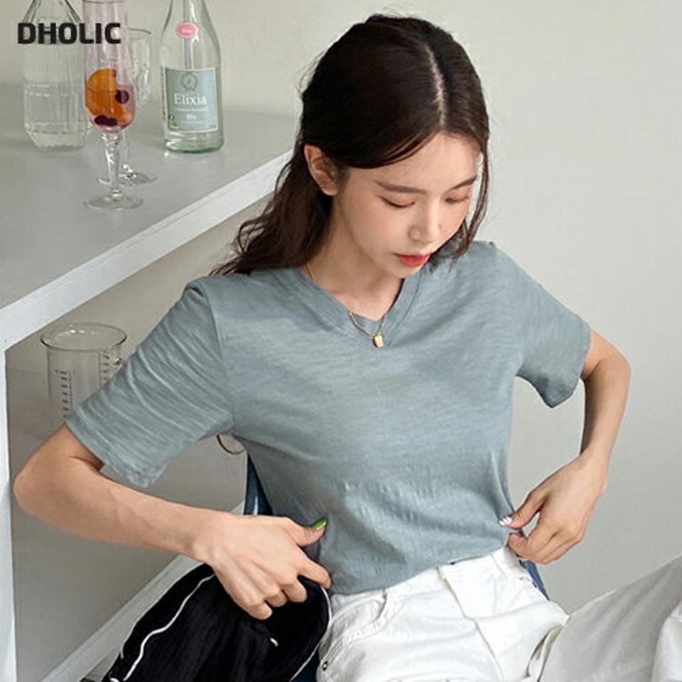Vネック半袖Tシャツ・全6色・b00547 レディース 【tops】韓国ファッション トップス Tシャツ 大人 半袖 Vネック かわいい 可愛い 無地 ベーシック シンプル フェミニン カジュアル デイリー 夏 春 秋