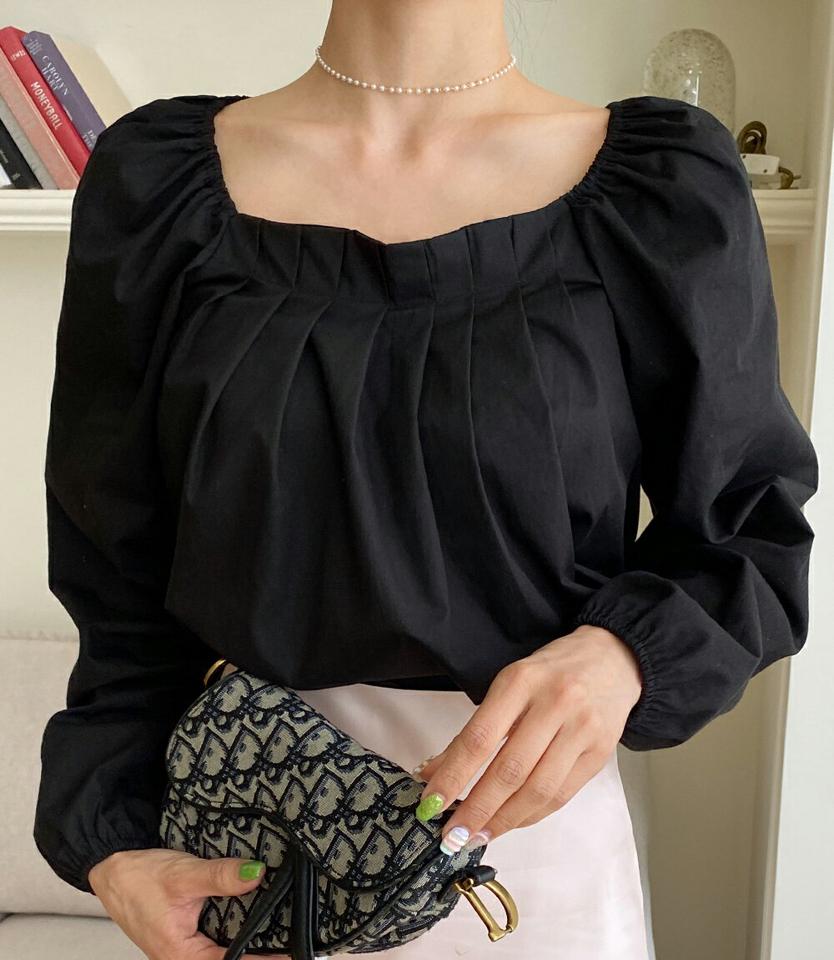 タックスクエアブラウス・全4色・t66892 レディース 【bl】韓国ファッション トップス ブラウス 長袖 スクエアネック タック パフスリーブ かわいい 可愛い 無地 シンプル デコルテ美人 カジュアル フェミニン 春 秋