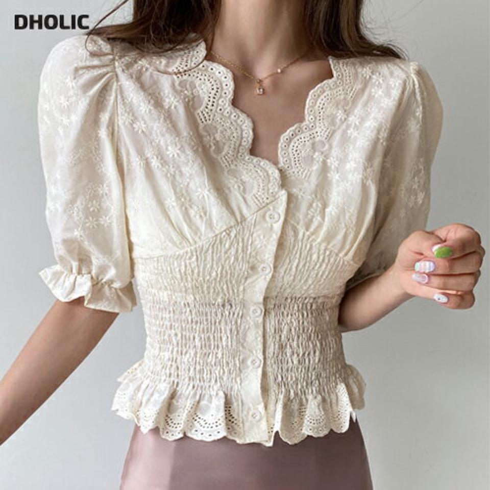 刺繍シャーリングブラウス・全2色・t66893 レディース 【bl】韓国ファッション トップス ブラウス 半袖 Vネック 刺繍 シャーリング クロップド丈 パフスリーブ かわいい 可愛い シンプル カジュアル フェミニン 夏 春 秋