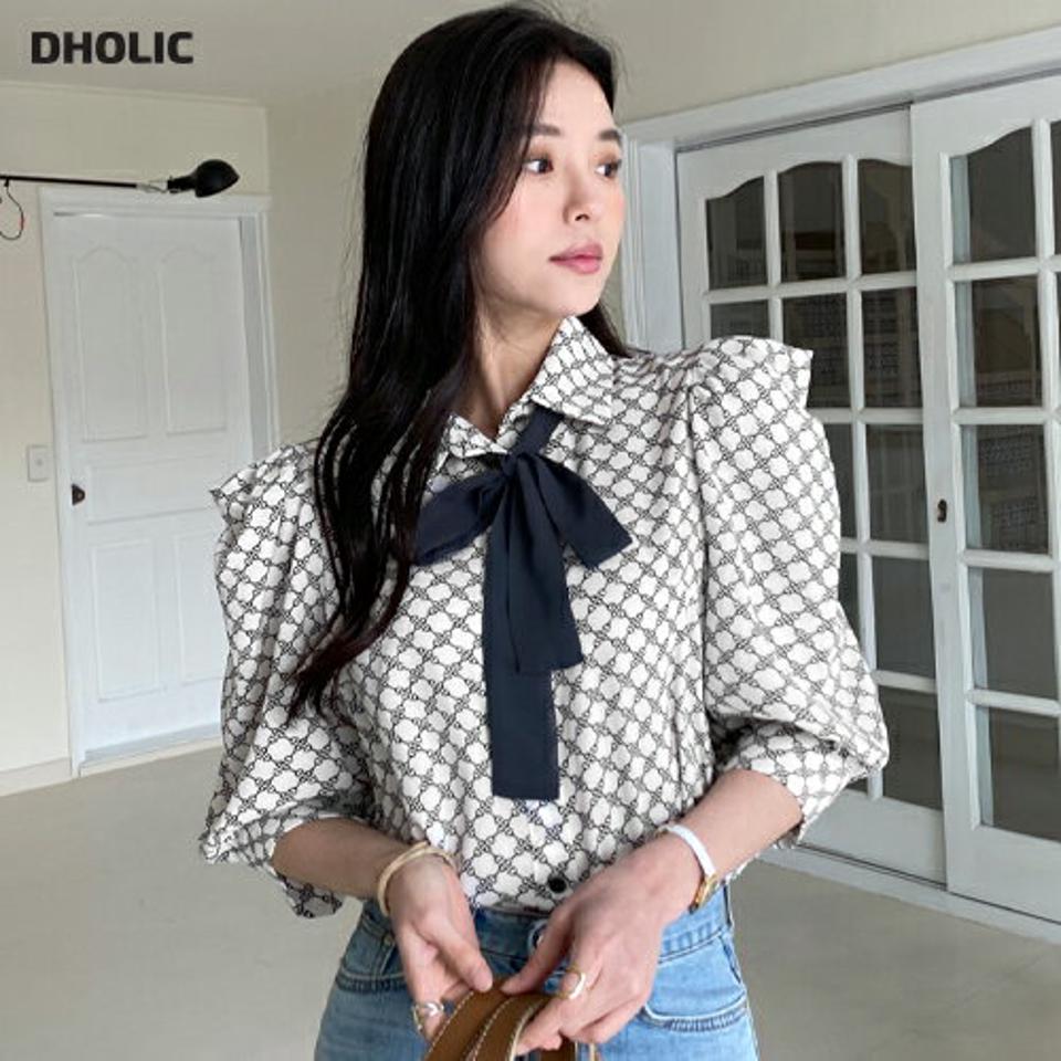 タイ付パターンパワショルブラウス・全2色・b00337 レディース 【bl】トップス ブラウス 七分袖 七分丈 7分袖 7分丈 総柄 タイ パワーショルダー 袖コン 高級感 大人 春 秋 韓国ファッション ハイホリHIHOLLI