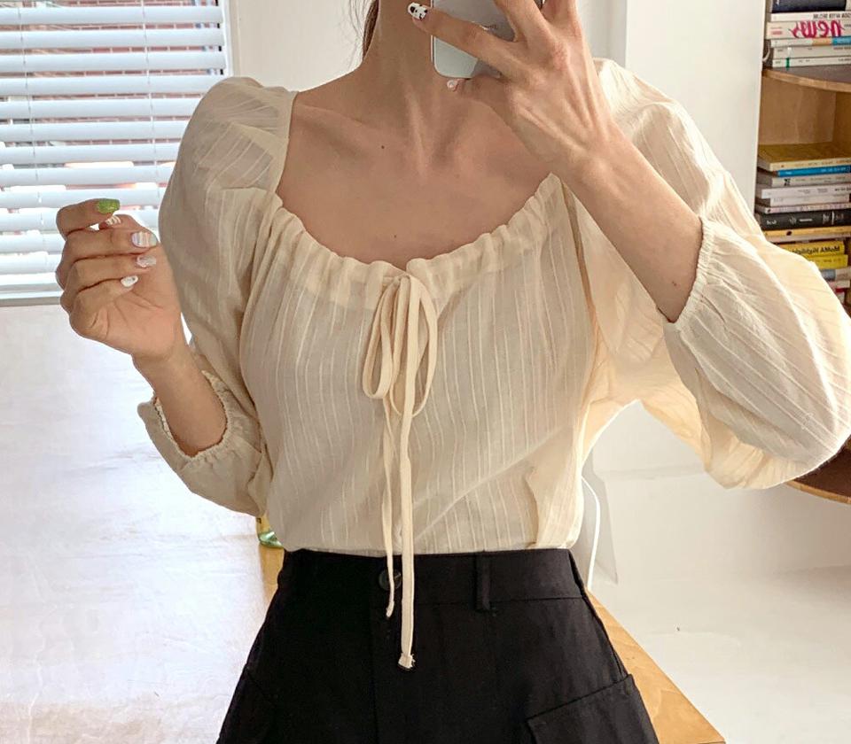 スクエアストリングネックブラウス・全3色・t00409 レディース 【bl】韓国ファッション トップス ブラウス 半袖 スクエアネック ストリング パフスリーブ ギャザー かわいい 可愛い シンプル カジュアル フェミニン 夏 春 秋
