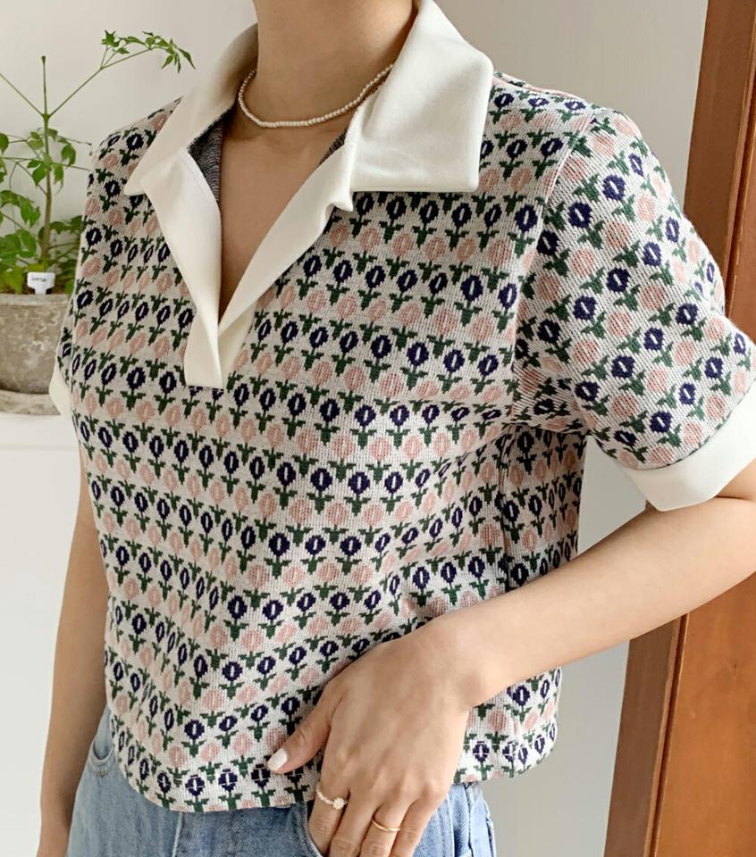オープンカラーフラワーTシャツ・全3色・t66494 レディース 【tops】韓国ファッション トップス ニット 大人 半袖 カラーネック オープンカラー 花柄 フローラル フラワー クロップド丈 シンプル フェミニン カジュアル 夏 春 秋