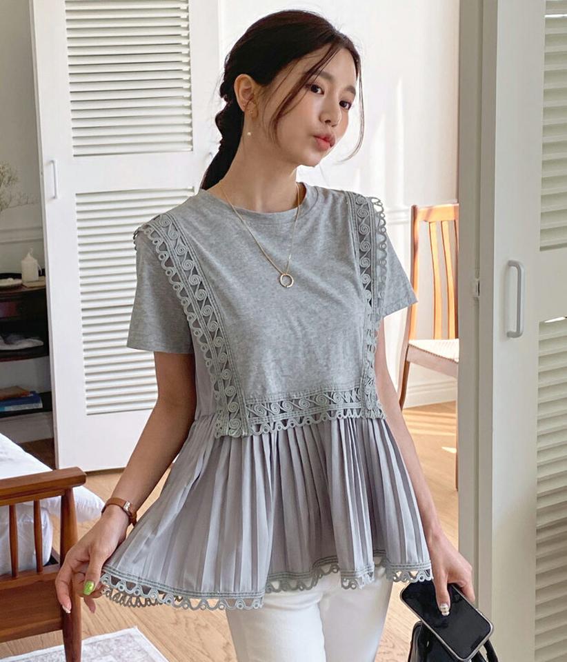レースラインプリーツペプラムTシャツ・全3色・b00586 レディース 【tops】韓国ファッション トップス Tシャツ 大人 半袖 ラウンドネック レースライン プリーツ ペプラム シンプル フェミニン カジュアル お腹カバー 夏 春 秋 人気