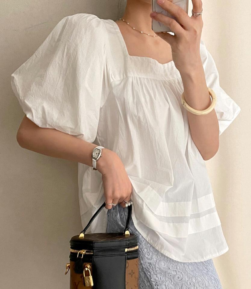 スクエアネックパフブラウス・全2色・t71904 レディース 【bl】トップス ブラウス 半袖 ハーフスリーブ パフ袖 パフスリーブ デコルテ 鎖骨 フェミニン 可愛い かわいい 大人 二の腕カバー 春 夏 韓国ファッション ハイホリHIHOLLI